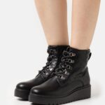 žene gležnjače na wedge crne Anna Field 20N842035