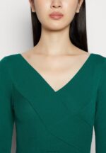 žene v ausschnitt midi strickkleid pomaknuta haljina uz tijelo zelena Anna Field 20N84196 - Slika 6