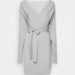 žene wrap v ausschnitt mini strickkleid mit grtel pomaknuta haljina prošarano siva Anna Field 20N84216